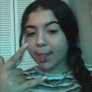 Meet your Posher, Angelique